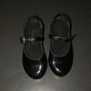 Toddler tap shoes